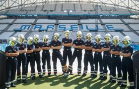 Jeunes marins-pompiers de Marseille au stade Orange Vélodrome